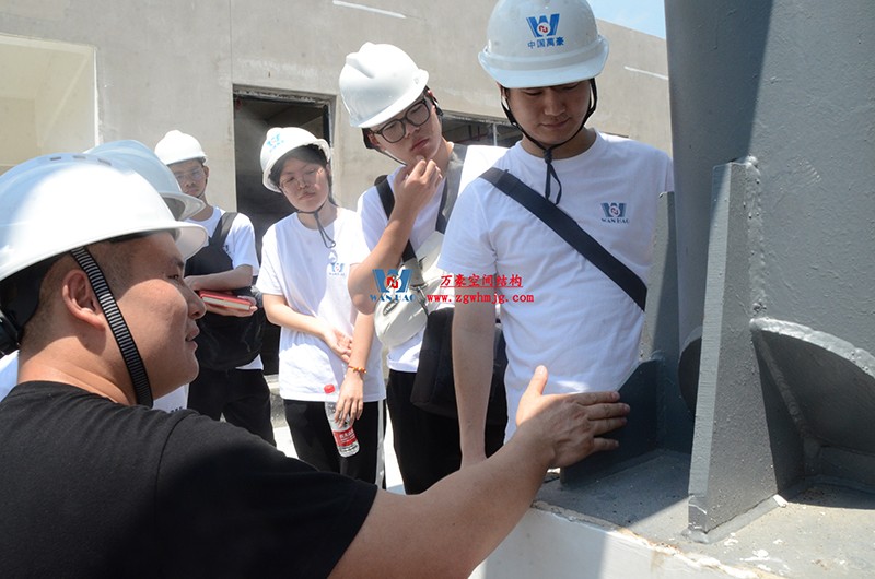 嘉興長安里ETFE氣枕鋼膜結構頂棚工程現場學習觀摩會