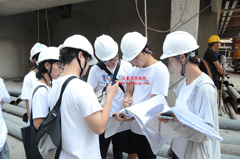 嘉興長安里ETFE氣枕鋼膜結構頂棚工程現場學習觀摩會
